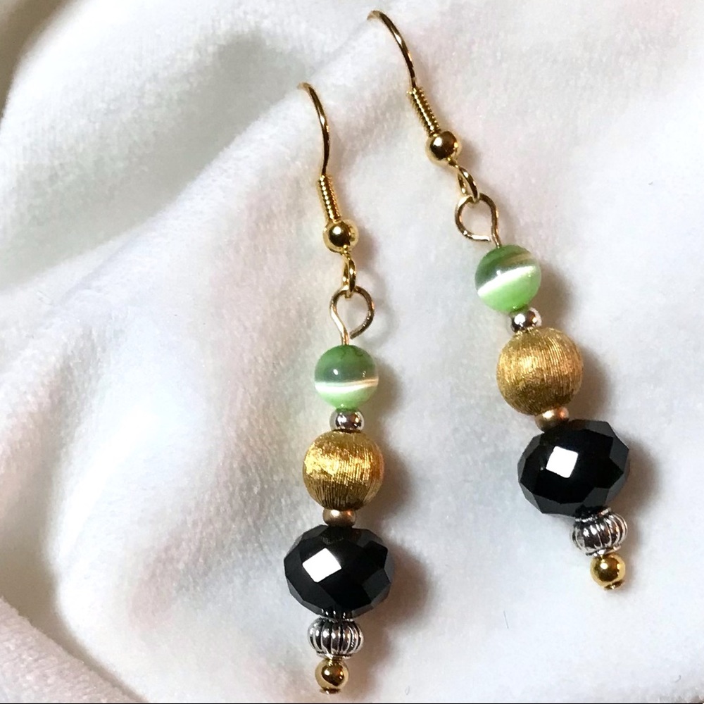 Handmade Earrings with Vintage and Modern Elements (E156-0H)